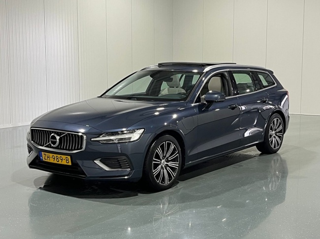 Volvo V60 - 2.0 T8 Twin Engine AWD Inscription