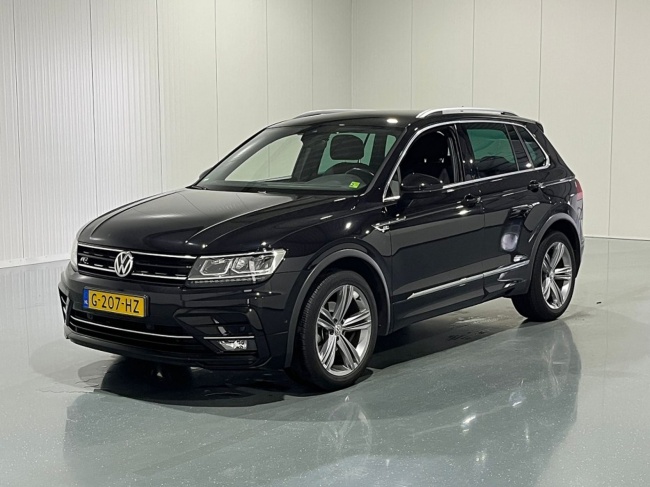 Volkswagen Tiguan - 1.5 TSI ACT Automaat Highline Business R-Line Virtual