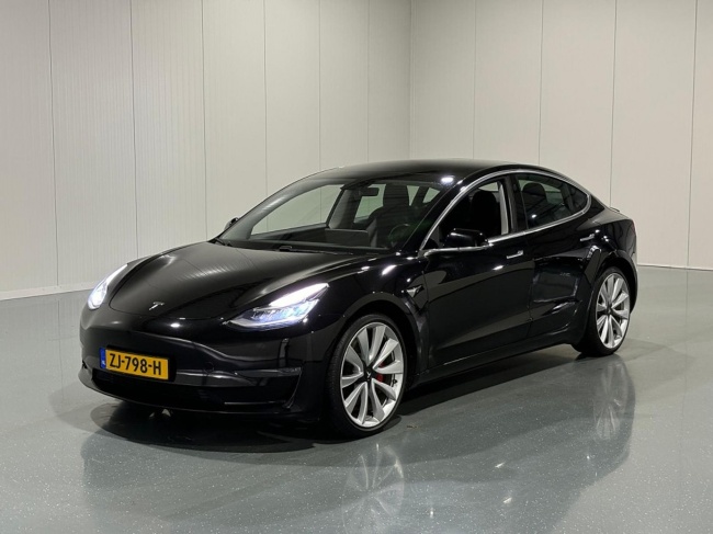 Tesla Model 3 - Performance AWD 75 kWh