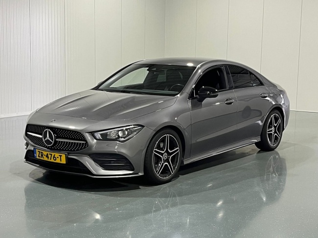 Mercedes-Benz CLA-Klasse - 180 Automaat Business Solution AMG