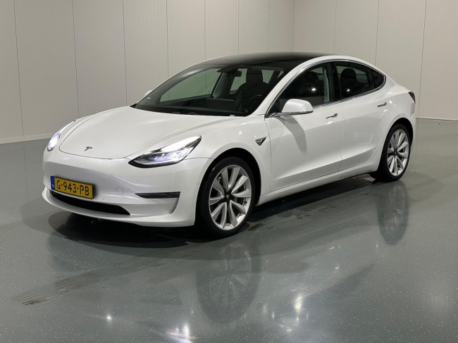 Tesla Model 3 - Long Range AWD 75 kWh