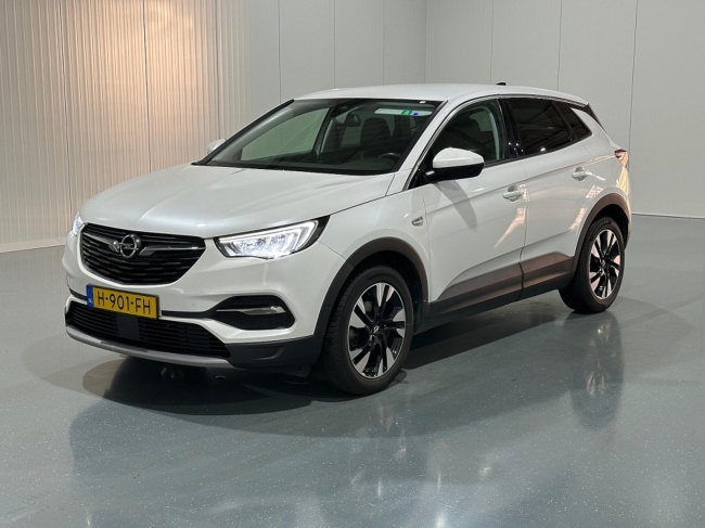 Opel Grandland X - 1.2 Turbo Business Executive