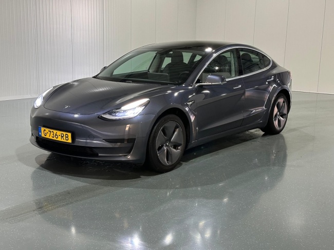 Tesla Model 3 - Standard RWD Plus 60 kWh