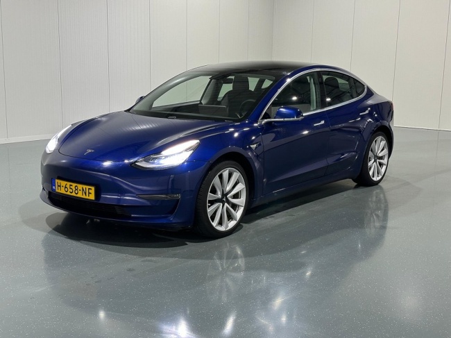 Tesla Model 3 - Long Range AWD 75 kWh