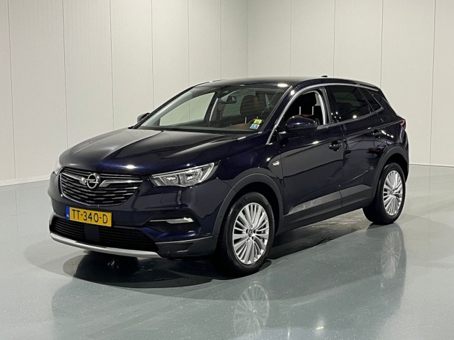 Opel Grandland X - 1.2 Turbo Business Executive