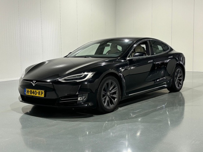 Tesla Model S - Long Range