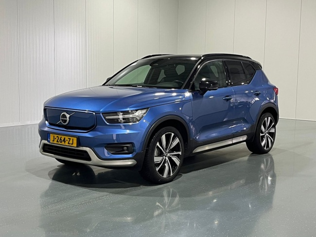 Volvo XC40 - Recharge P8 AWD R-Design