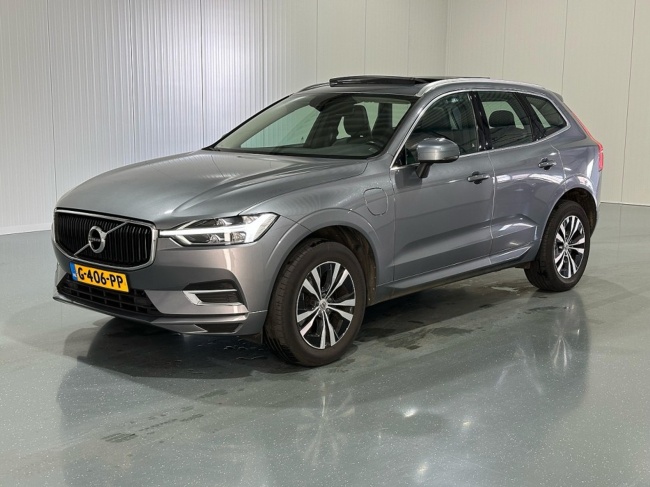 Volvo XC60 - 2.0 T8 Twin Engine AWD Momentum Pro