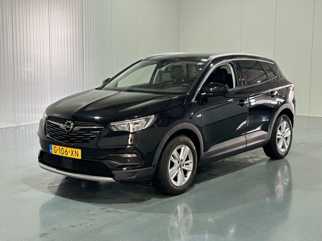 Opel Grandland X - 1.2 Turbo Business Executive