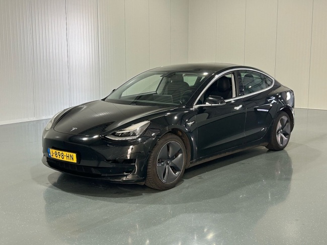 Tesla Model 3 - Standard RWD Plus 60 kWh